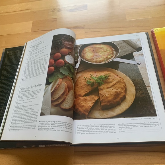 Tuscany and Provence The beautiful cookbook two hard cover cookbooks - Picture 5 of 9